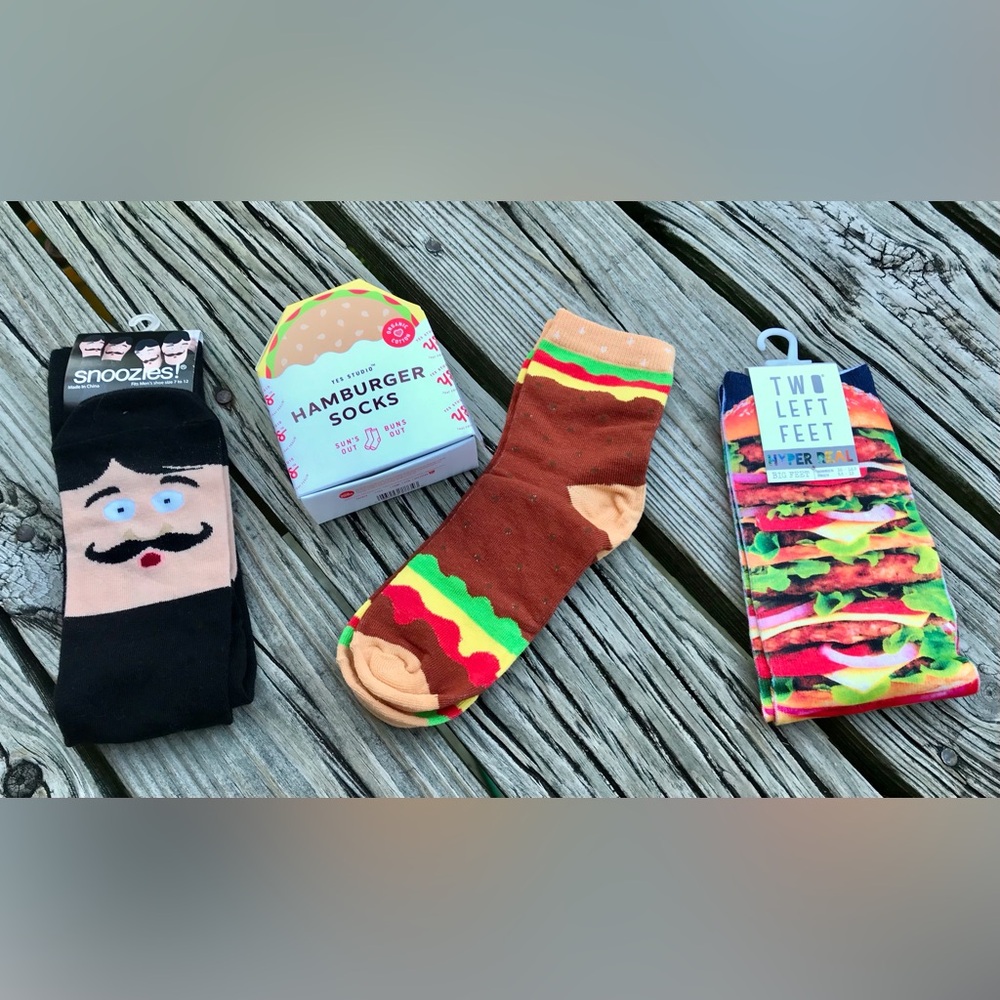 NEW Mens OS 3 Pair 2 Left Feet Snoozies Yes Studio Bobs Burgers Theme Lot Socks